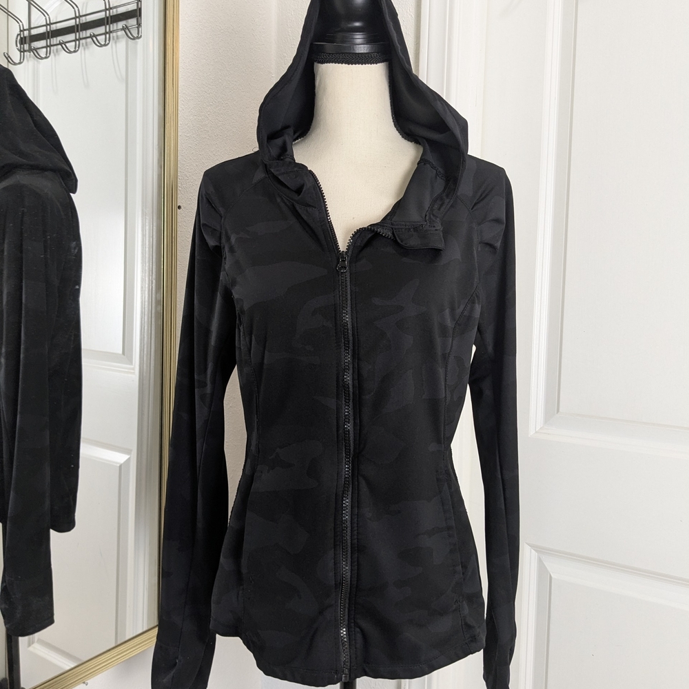 Yogalicious Black Camo Pattern Hooded Zip-Up Hoodie Workout Jacket Sz XL - Picture 8 of 9